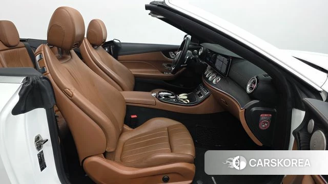 Mercedes-Benz E-Class W213 2018 Белый из Кореи, фото 2