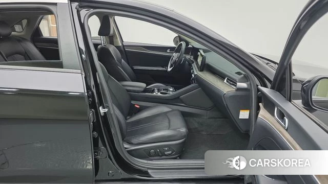 Kia K5 Hybrid 3rd Generation 2022 Черный из Кореи, фото 2