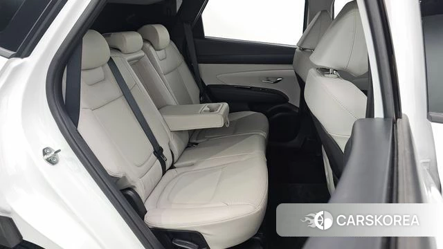 Hyundai The New Tucson (NX4) 2024 Белый из Кореи, фото 2