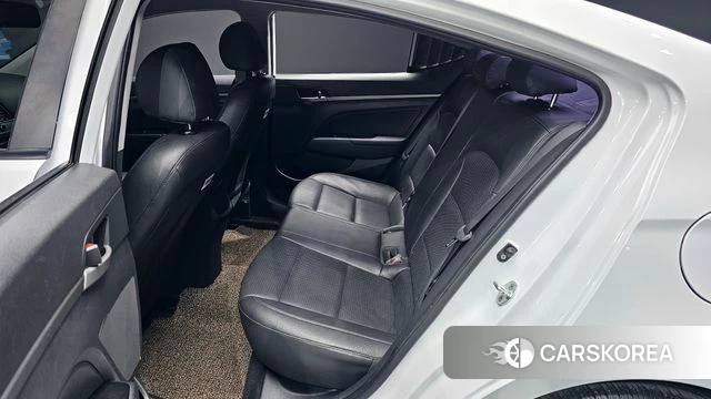 Hyundai Avante AD 2018 Белый из Кореи, фото 2