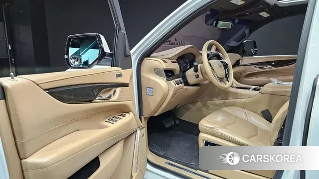 Cadillac Escalade 2019 Белый из Кореи, фото 2