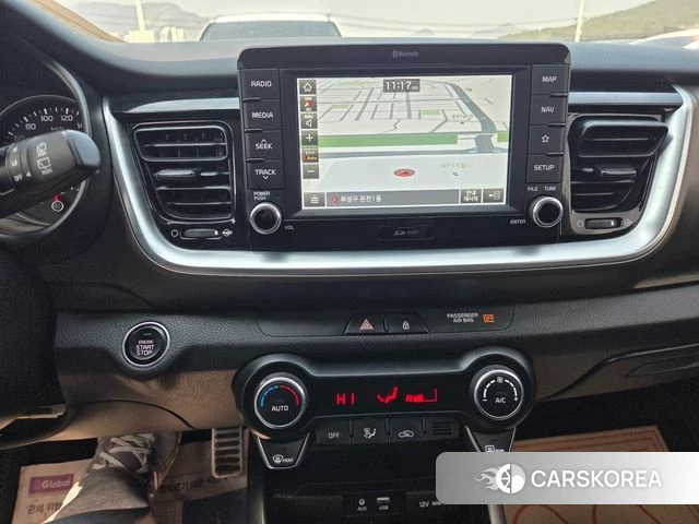 Kia Stonic 2018 Белый из Кореи, фото 2