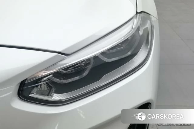 BMW 1 series 2019 Белый из Китая, фото 2