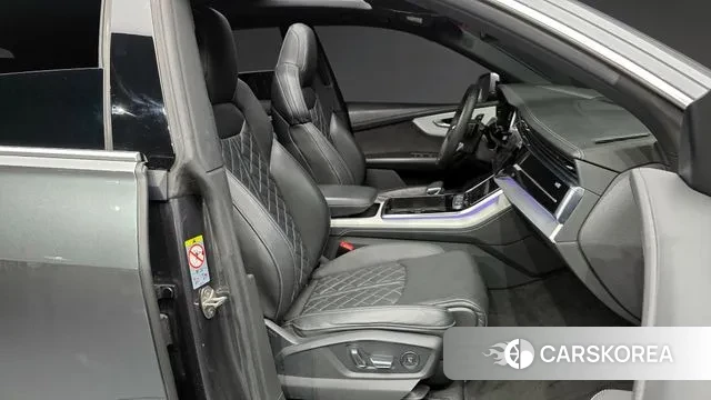 Audi Q8 (4M) 2020 Серый из Кореи, фото 2