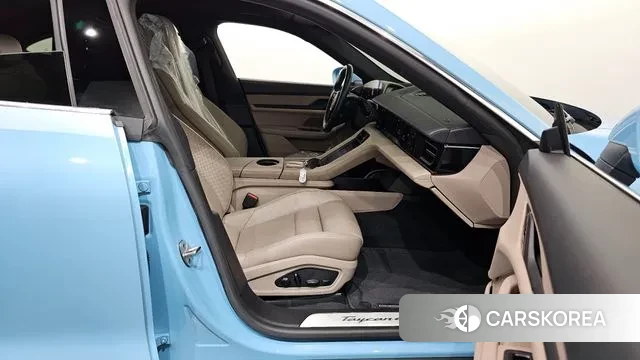 Porsche Taycan 2021 Небесно-голубой из Кореи, фото 2