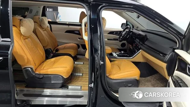 Kia Carnival 4th generation 2021 Черный из Кореи, фото 2