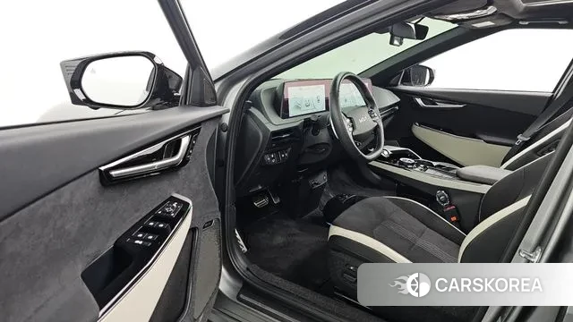 Kia EV6 2024 Серый из Кореи, фото 2