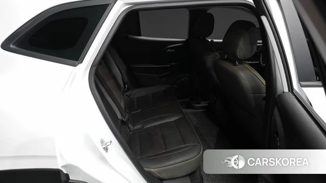 Chevrolet (GM Daewoo) Trax Crossover 2025 Белый из Кореи, фото 2