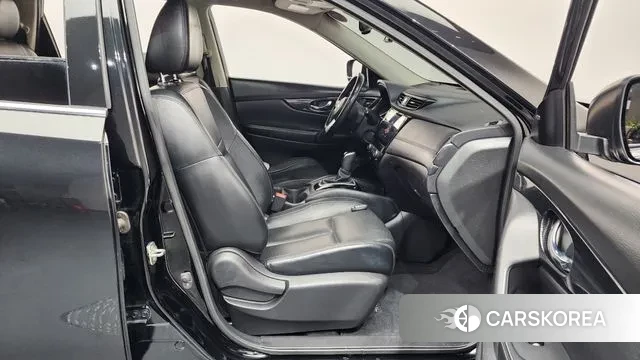 Nissan X Trail 2018 Черный из Кореи, фото 2