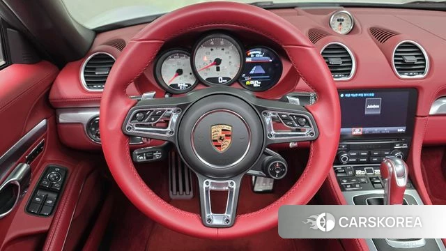 Porsche 718 Boxster 2023 Белый из Кореи, фото 2