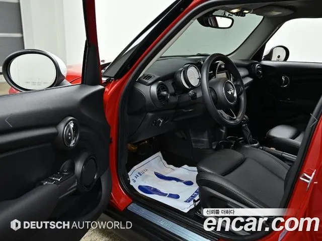 Mini Cooper 2018 Красный из Кореи, фото 2