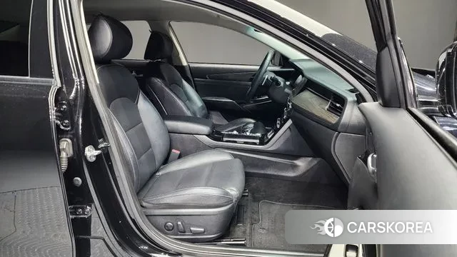 Kia K7 Premier 2020 Черный из Кореи, фото 2