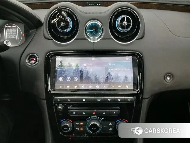 Jaguar All New XJ 2019 Черный из Кореи, фото 2