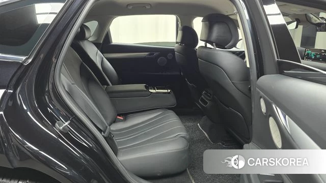 Genesis Electrified G80 (RG3) 2022 Черный из Кореи, фото 2