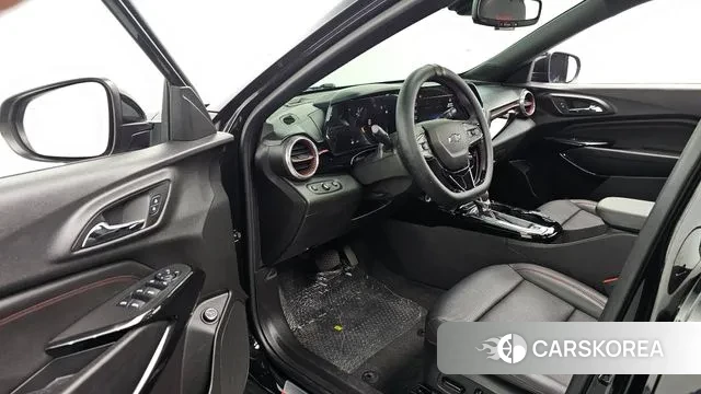 Chevrolet (GM Daewoo) Trax Crossover 2024 Черный из Кореи, фото 2