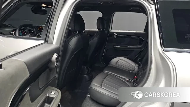 Mini Cooper S Countryman 2023 Серебристо-серый из Кореи, фото 2