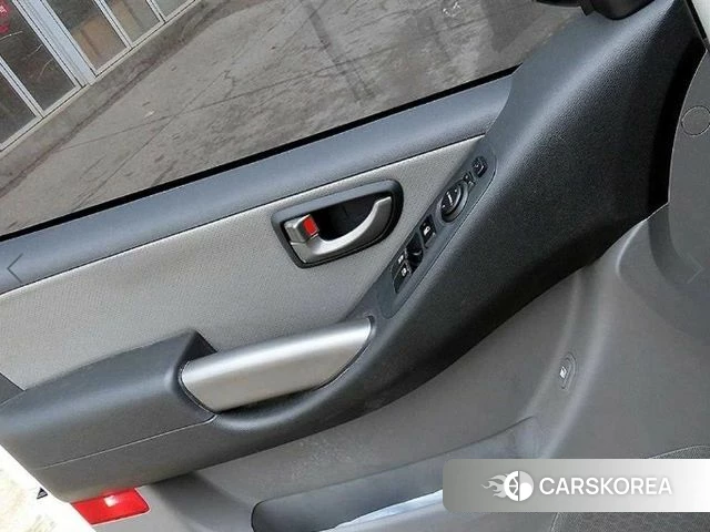 Hyundai The New Grand Starex 2021 Белый из Кореи, фото 2