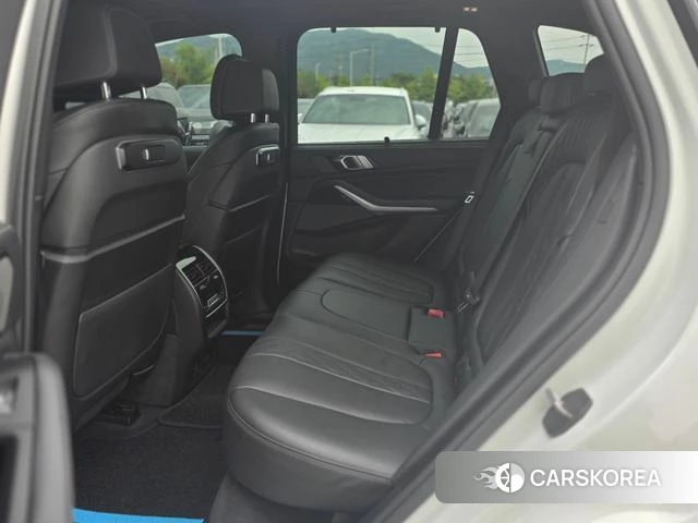BMW X5 (G05) 2024 Белый из Кореи, фото 2