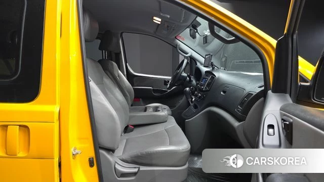 Hyundai The New Grand Starex 2019 Желтый из Кореи, фото 2