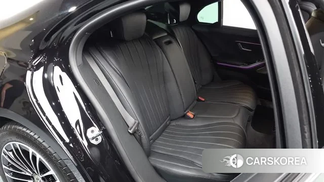 Mercedes-Benz S-Class W223 2024 Черный из Кореи, фото 2