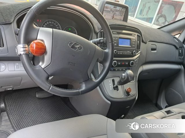 Hyundai The New Grand Starex 2018 Черный из Кореи, фото 2