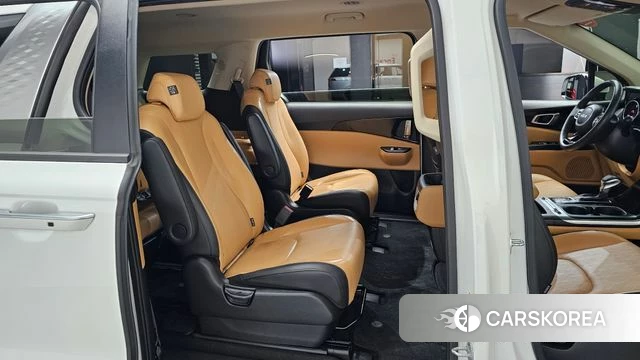 Kia Carnival 4th generation 2023 Белый из Кореи, фото 2