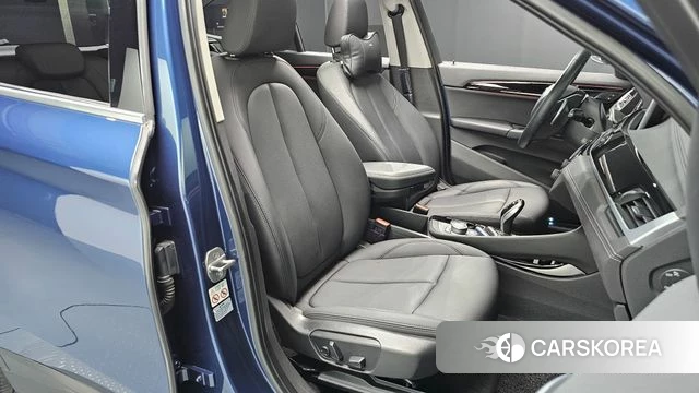 BMW X1 (F48) 2022 Синий из Кореи, фото 2