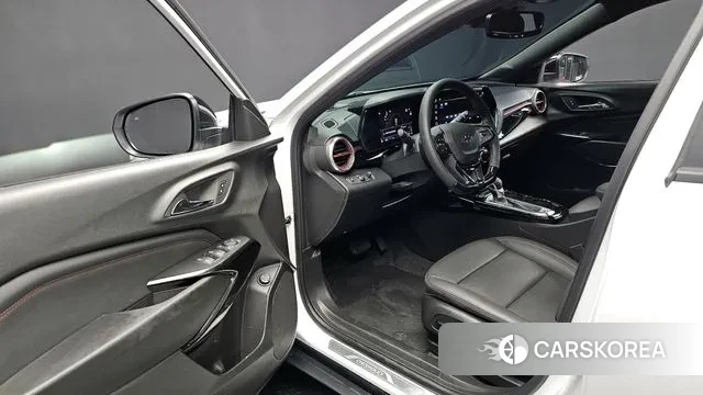 Chevrolet (GM Daewoo) Trax Crossover 2023 Белый из Кореи, фото 2