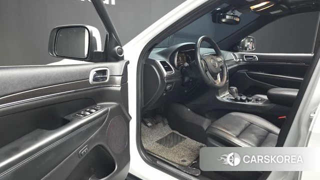 Jeep Grand Cherokee 2018 Белый из Кореи, фото 2