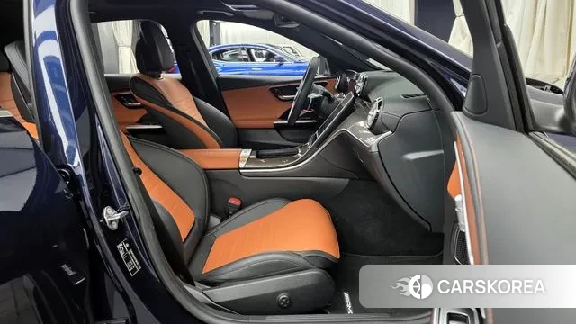 Mercedes-Benz C-Class W206 2023 Синий из Кореи, фото 2