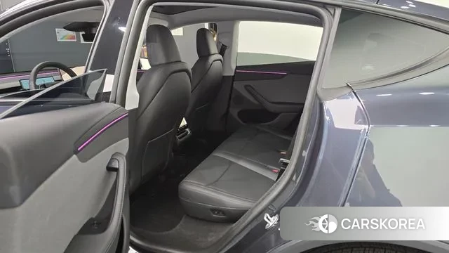 Tesla Model Y 2025 Серый из Кореи, фото 2