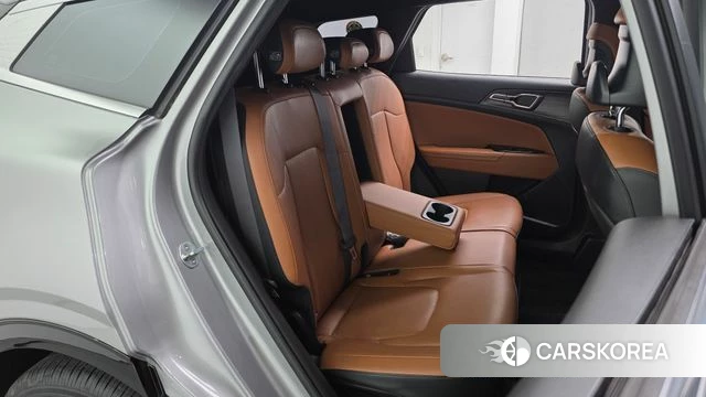 Kia Sportage 5th Generation 2021 Серебристо-серый из Кореи, фото 2