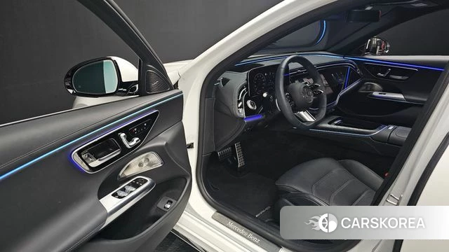 Mercedes-Benz E-Class W214 2024 Белый из Кореи, фото 2