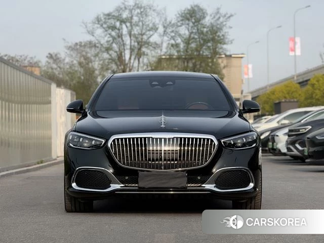 Mercedes-Benz Maybach S-class 2023 Черный из Китая, фото 2