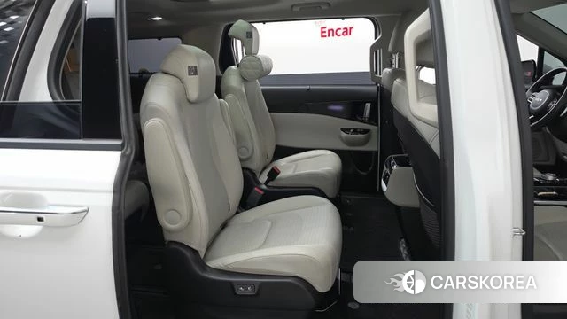 Kia Carnival 4th generation 2023 Белый из Кореи, фото 2