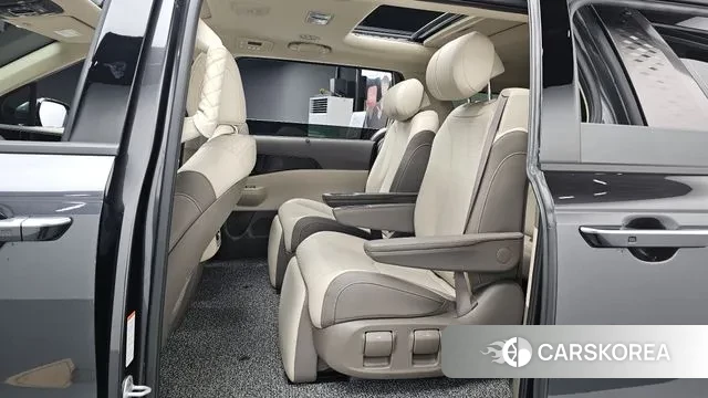 Kia The New Carnival 4th Generation 2024 Серый из Кореи, фото 2