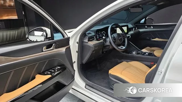 Kia K5 3rd generation 2023 Белый из Кореи, фото 2