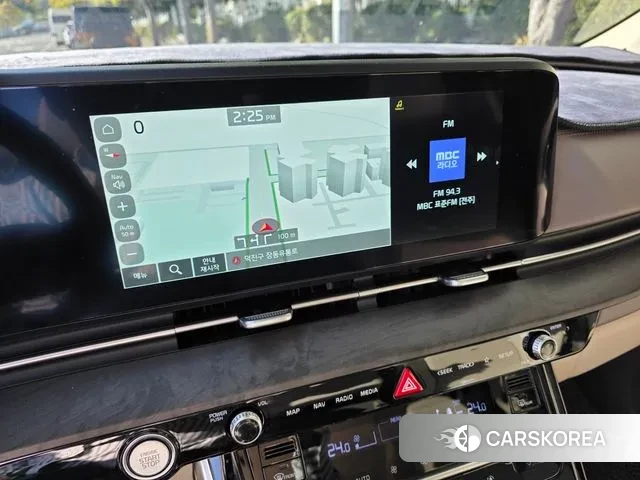 Kia Carnival 4th generation 2023 Белый из Кореи, фото 2