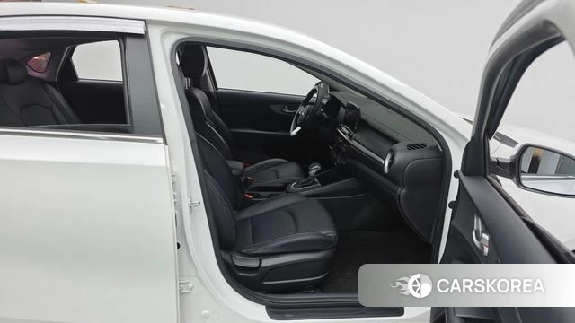 Kia Come New K3 2020 Белый из Кореи, фото 2