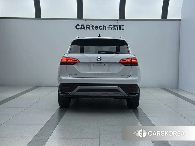 Volkswagen Tanyue 2021 Белый из Китая, фото 2