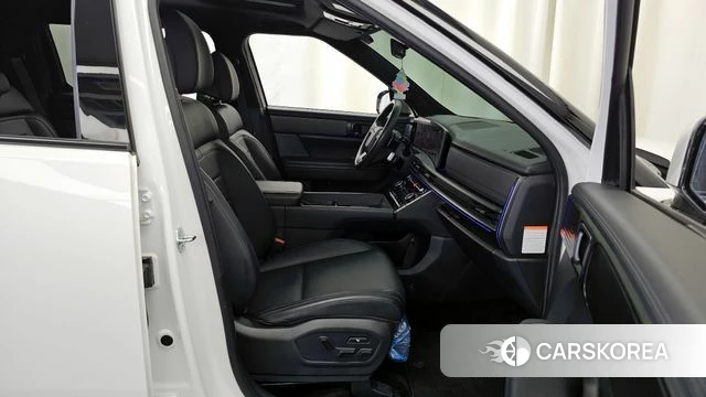 Hyundai Santa Fe (MX5) 2023 Белый из Кореи, фото 2