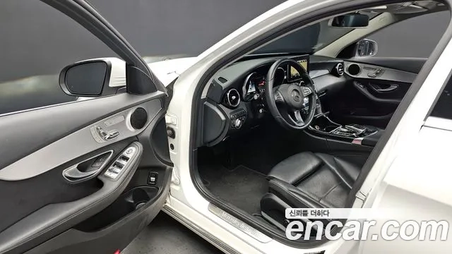 Mercedes-Benz C-Class W205 id 2913116 из Кореи 2