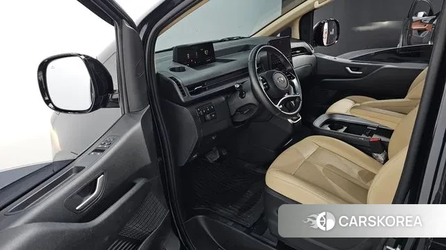 Hyundai Staria 2023 Синий из Кореи, фото 2