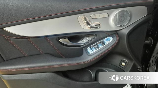 Mercedes-Benz GLC-Class X253 2019 Черный из Кореи, фото 2