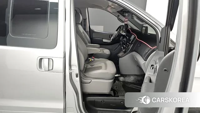 Hyundai The New Grand Starex 2020 Серебряный из Кореи, фото 2