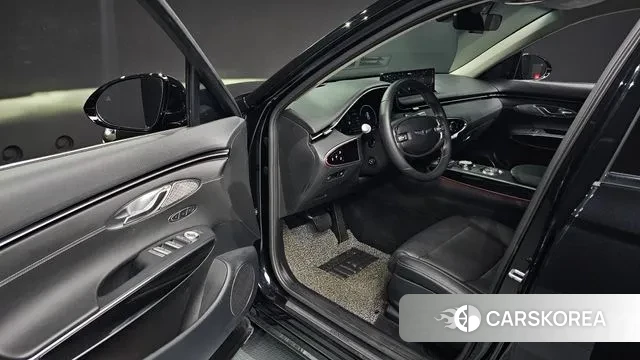 Genesis GV70 2022 Черный из Кореи, фото 2