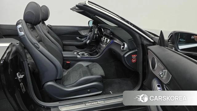 Mercedes-Benz C-Class W205 2021 Черный из Кореи, фото 2