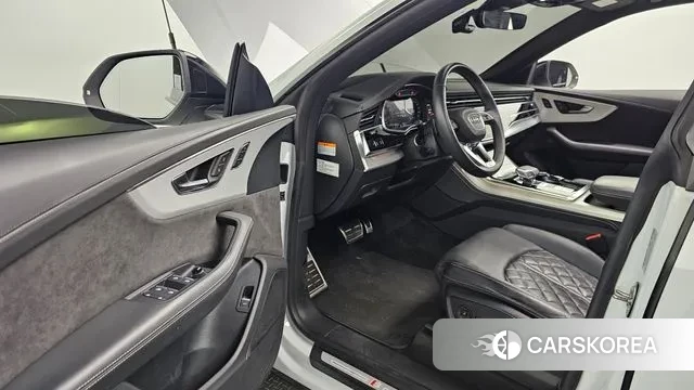 Audi Q8 (4M) id 3143064 из Кореи 2