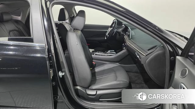 Hyundai Sonata (DN8) 2021 Черный из Кореи, фото 2