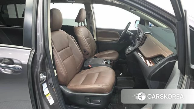 Toyota Sienna 2019 Серый из Кореи, фото 2
